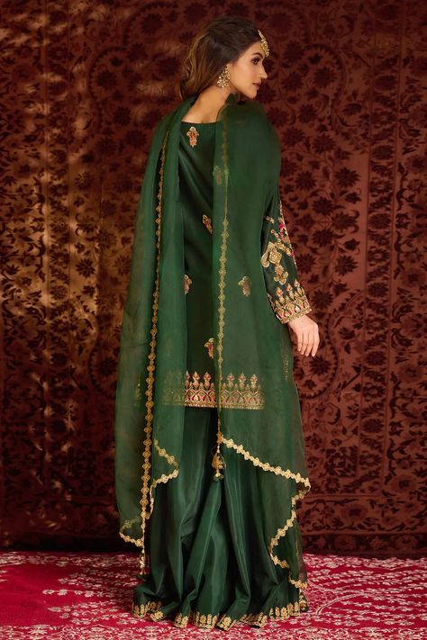 Dark Green Pakistani Dress, Dark Green Sharara Suit, Shadi Mubarak, Sewing Styles, Kurta And Sharara Set, Green Sharara, Kurta And Sharara, Embroidered Sharara, Mehendi Outfit