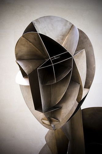 Naum Gabo, Constructed Head II Naum Gabo, Cubism Art, Art Et Illustration, Sculpture Installation, Figurative Sculpture, Modern Sculpture, Land Art, Abstract Sculpture, Cubism