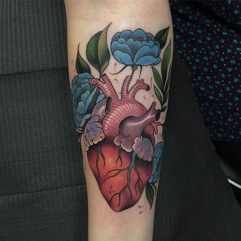 Heart Vase Tattoo by @joshuabowers #tattoosnob #heart #vase #tattoo Anatomical Heart Tattoo, Trending Tattoos, Tattoo Magazine, Heart Vase, City Tattoo, Geometric Vases, Rustic Vase, Iron Heart, Square Vase