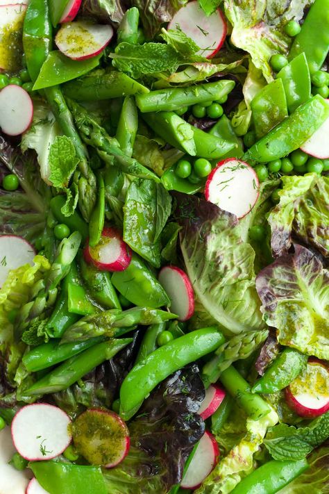 Lemon Herb Dressing, Spring Vegetables Recipes, Herb Dressing, Spring Menu, Seasonal Vegetables, Spring Dinner, Herb Salad, Asparagus Salad, Pea Salad