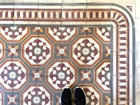 Traditional Lebanese hexagonal colorful tiles at the Henri Miller Beirut Headquarters - Bananapook Lebanese Tiles, Agate Tile, Diy Jewelry Videos, Colorful Tiles, Mediterranean Aesthetic, Traditional Tile, Colourful Tile, Vintage Tile, House Tiles