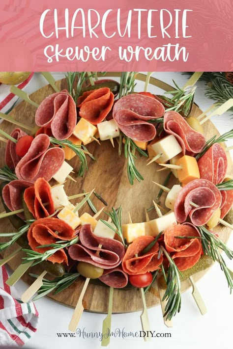 Cute Charcuterie Skewers Wreath Appetizer for Christmas Holiday Party Meals, Wreath Appetizer, Charcuterie Skewers, Charcuterie Wreath, Easy Holiday Snacks, Wreath Recipe, Gluten Free Party Food, Fluff Salad Recipes, Party Meals