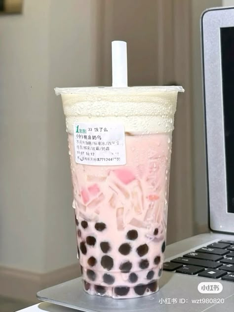 #boba #drink #healthy #food Pretty Drinks Aesthetic, Boba Ideas, Boba Tea Aesthetic, Boba Cute, Aesthetic Boba, Korean Drink, Boba Aesthetic, Asian Drinks, Korean Drinks