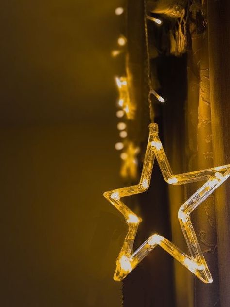 Diwali Aesthetic, Ig Background, Diwali Background, Star Aesthetic, Background Instagram, Aesthetic Star, Christmas Stars, Psychology Student, Ghost Pictures