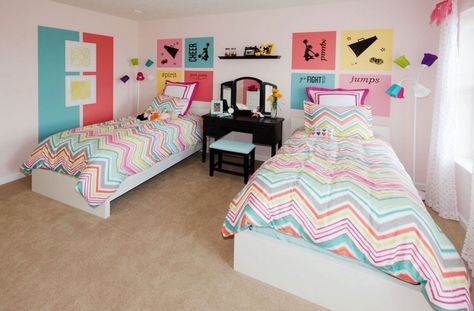 47 Really Fun Sports Themed Bedroom Ideas - Sebring Design Build Sport Themed Bedroom, Boys Basketball Room, Beach Theme Bedding, Themed Bedroom Ideas, Sports Themed Bedroom, Boy Sports Bedroom, Basketball Room, Space Themed Bedroom, Sport Bedroom