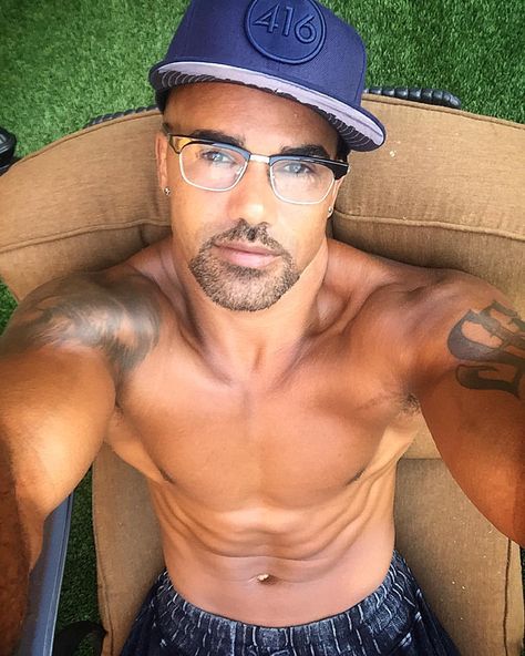 Shemar Moore Shemar Moore Shirtless, Sherman Moore, Shemar Moore, Bad Picture, Matthew Gray Gubler, Famous Men, Yahoo Search, Perfect Man, My Baby