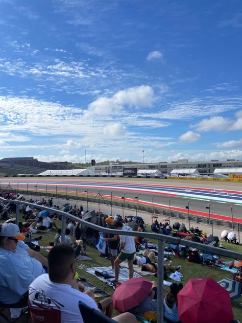 #f1 #formula1 #formulaone #ootd #outfitinspo #ferrari #scuderiaferrari #red #redoutfit #carlossainz #usgp #texas #austin #cota #circuitoftheamericas Cota F1, Austin Trip, F1 Motorsport, Circuit Of The Americas, F 1, Formula One, Austin Texas, Grand Prix, Formula 1