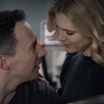 david c & emilia f David Caves, Emilia Fox, Silent Witness, Tv Couples, Romance Series, Detective, Tv Series, Fox, Romance