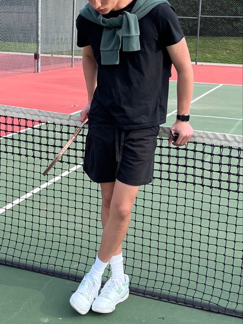 Nb Shoes Outfits Men, Tennis Outfit Aesthetic Men, Old Money Summer Fits Men, Tennis Guys Aesthetic, Tennis Outfit For Men, Tennis Fits Men, Men’s Tennis Outfit, Tennis Clothes For Men, Country Club Aesthetic Men