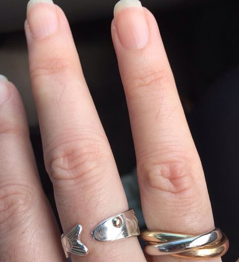 My new fish ring from Eden on Cape Cod. I love how it looks next to my favorite ring in the world...my tricolor gold rolling band ring. #CapeCodJewelry #EdenHandArts Quirky Rings, Ring Tour, Hand Bracelet With Ring, Fish Ring, Fantasy Earrings, Engagement Earrings, Snake Jewelry, Vintage Jewelry Necklace, Dope Jewelry