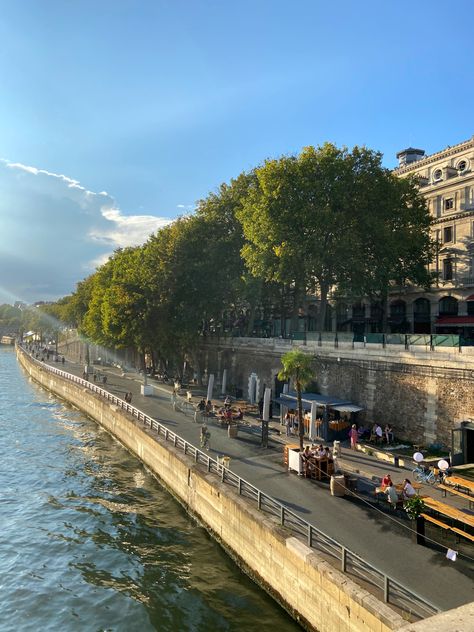 River Seine Aesthetic, Seine River Aesthetic, Paris Astethic, Seine Aesthetic, Seine River Paris, Paris Life, Spring In Paris, Paris Rooftops, River Seine