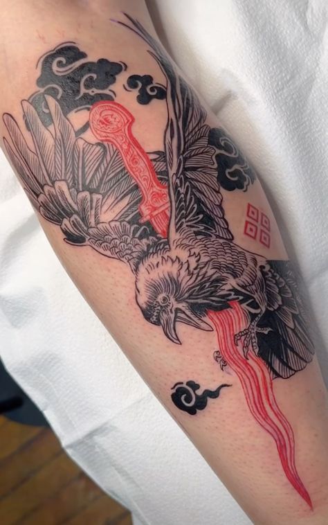 Red And Black Leg Tattoo, Red And Black Tattoos Men, Raven Tattoo For Men, Japanese Raven Tattoo, Red Tattoos Men, Black And Red Tattoo Men, Dagger Back Tattoo, Raven Tattoo Men, Red Ink Tattoos Men