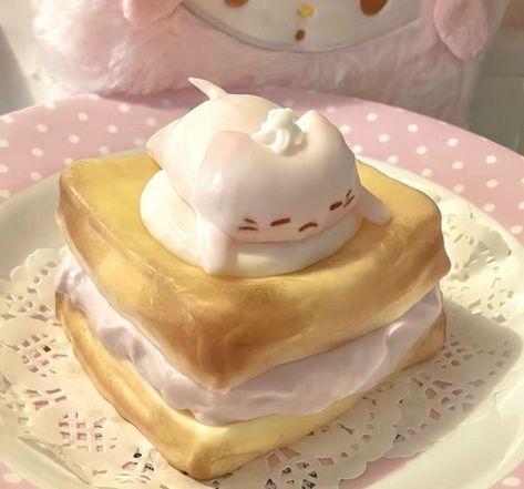 Pancake Cat, Kawaii Cooking, Pretty Dessert, Cat Cake, Yummy Comfort Food, Kawaii Food, Cute Desserts, Food Humor, Cute Cakes