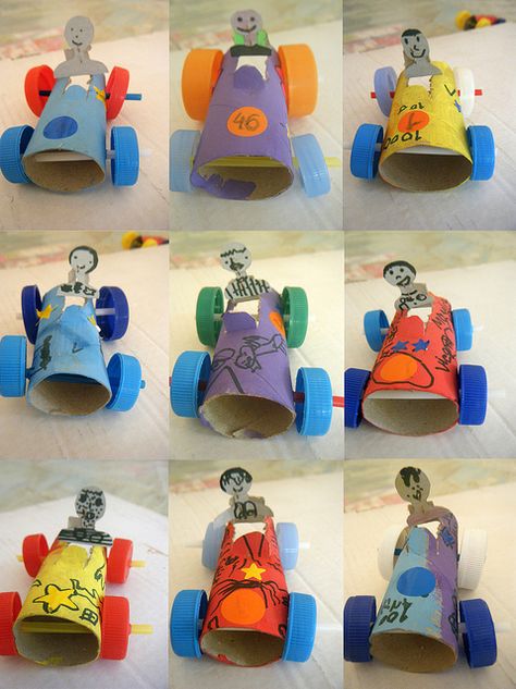 DIY #TP Rolls #cars #Paper # Cardboard by NeusaLopez, via Flickr From Mer ?..she has the cutest crafts for kids on her board! Toilet Roll Craft, Toilet Paper Roll Crafts, Paper Roll Crafts, Crafts For Boys, Toy Cars, Childrens Crafts, Toilet Paper Roll, Art Activities, Toddler Crafts