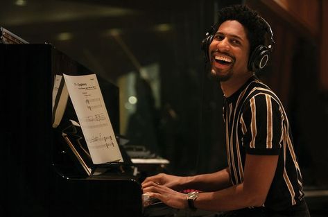 Jon Batiste, Thelonious Monk, Middle Eastern Culture, Live Jazz, Music Do, Louis Armstrong, Jazz Musicians, Oscar Winners, December 25