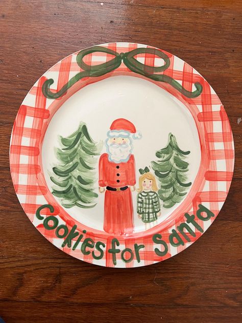 Display our darling personalized Christmas portrait plate year after year. Completely customizable with up to 5 children with Santa. This heirloom treasure is Handpainted with ceramic glaze and kiln fired for the highest quality you can pass down for generations to come. Holiday Plates Diy, Painted Dish Ideas, Christmas Platter Painting Ideas, Christmas Eve Plate Ideas, Santas Cookies Plate Diy, Diy Ceramic Plate Painting, Christmas Cookie Plate Diy Kids, Baby Christmas Plate, Santa Cookie Plate Diy Kids