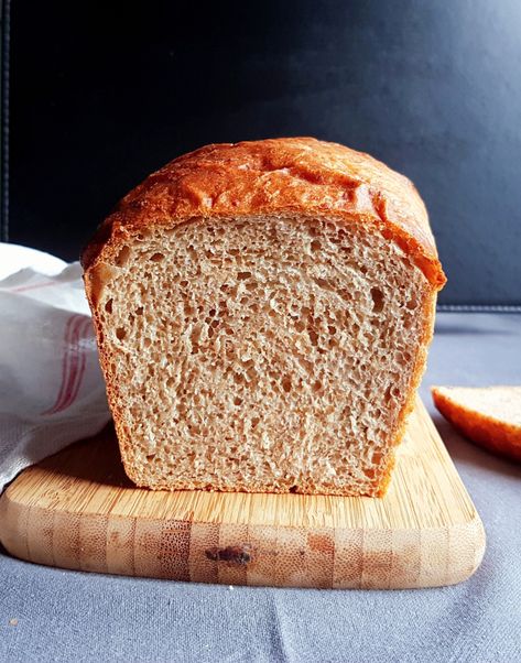 Spelt Bread Recipe, Spelt Flour Recipes, Spelt Recipes, Dairy Free Bread, Spelt Bread, Homemade Sandwich, Brioche Bread, Cloud Bread, Spelt Flour