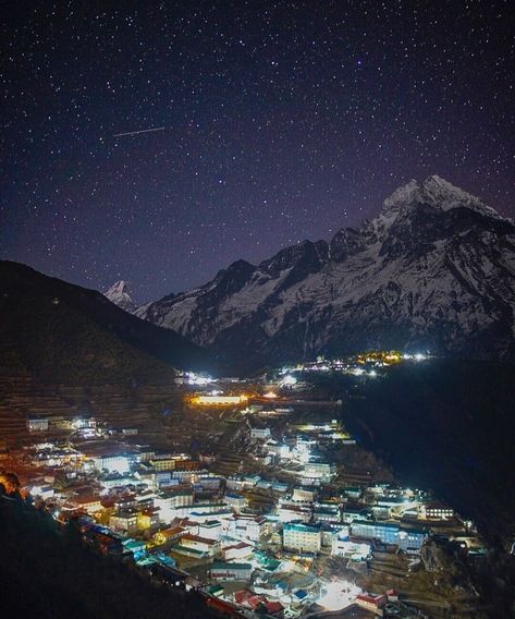 View Of Mountains, Mt Everest, Luxury Hotels, Of The Earth, Luxury Hotel, The Earth, 360 Degree, The Journey, Nepal