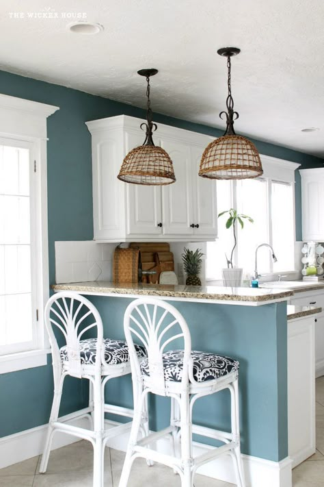 Hi City Farmhouse friends! It's Emily from The Wicker House here and today I wanted to stop by and share our home's calming paint colors with you. Beach Style Kitchen, Wicker House, Paint For Kitchen Walls, Kitchen Wall Colors, Casa Vintage, Kitchen Paint Colors, Coastal Kitchen, Kitchen Color, Blue Kitchens