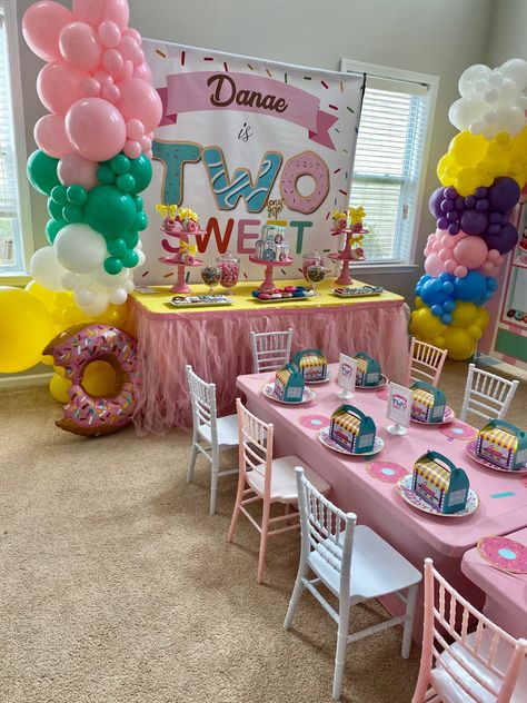 Sweet 2 Birthday Ideas, Two Sweet Party 2nd Birthday Ideas, Two Sweet Party 2nd Birthday Decorations, 2 Sweet Birthday Theme, 2 Sweet Birthday Party, Two Sweet Birthday Theme, Two Sweet Party 2nd Birthday, Sweet Birthday Theme, 2nd Birthday Theme Ideas