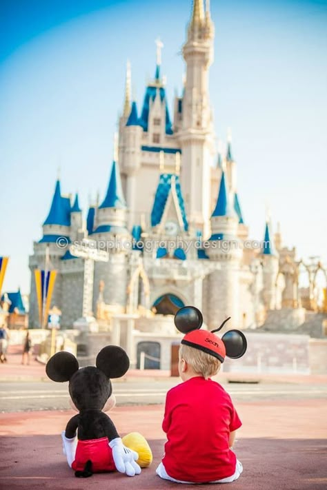 Walt Disney Paris, Disney Picture Ideas, Disneyland Photos, Disney Photo Ideas, Creation Photo, Disney Photography, Disney Side, Disney Planning, Disney Photos