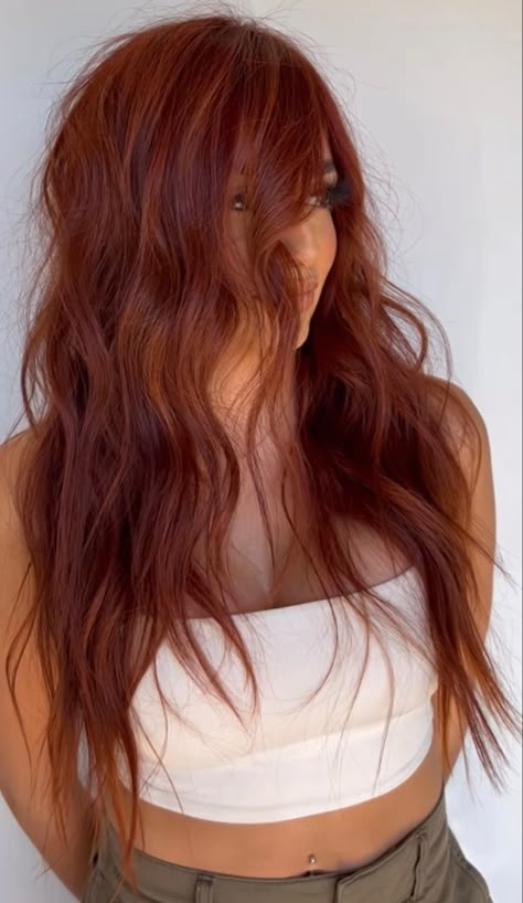 Hair Color To Compliment Hazel Eyes, Mahogany Blonde Hair Color, Copper Red With Highlights, Copper Hair Inspiration, Cool Toned Copper Hair, Cowgirl Red Hair, Cinnamon Red Hair Color, Pelo Color Cobre, Types Of Red Hair