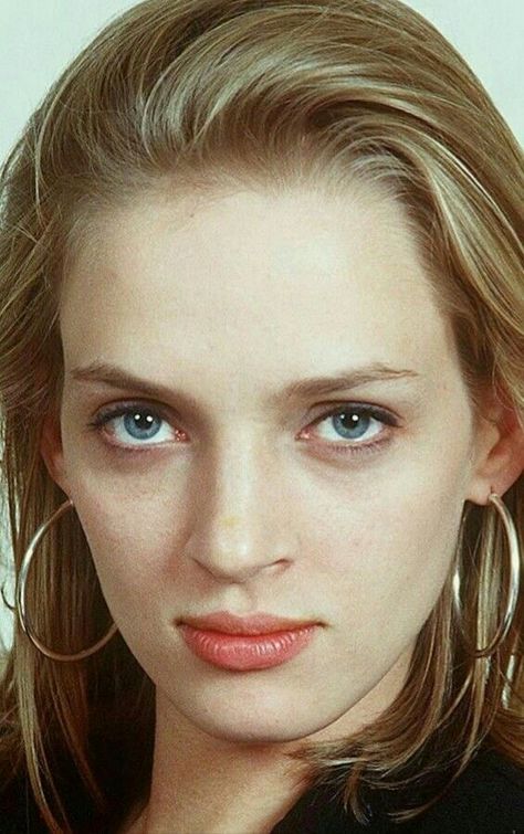 Uma Thurman Makeup, Uma Thurman Hair, Uma Thurman 90s, Movie Icon, Uma Thurman, Kill Bill, Quentin Tarantino, Beauty Icons, American Beauty