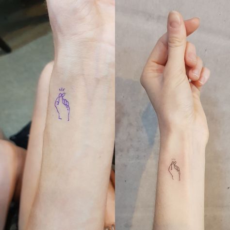 My first tattoo ~ #tattoo #heart #finger #fingerheart #Heartfinger #simple #simpletattoo Tattoo Heart, Finger Heart, Heart Tattoo Designs, Dainty Tattoos, Tattoo Tattoo, First Tattoo, Heart Tattoo, Print Tattoos, Paw Print Tattoo