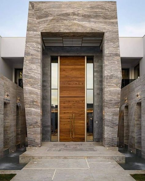 Classic Facade, House Main Door, Main Entrance Door, Big Doors, Modern Exterior House Designs, Main Door Design, Entrance Design, Modern Houses, Contemporary House Design