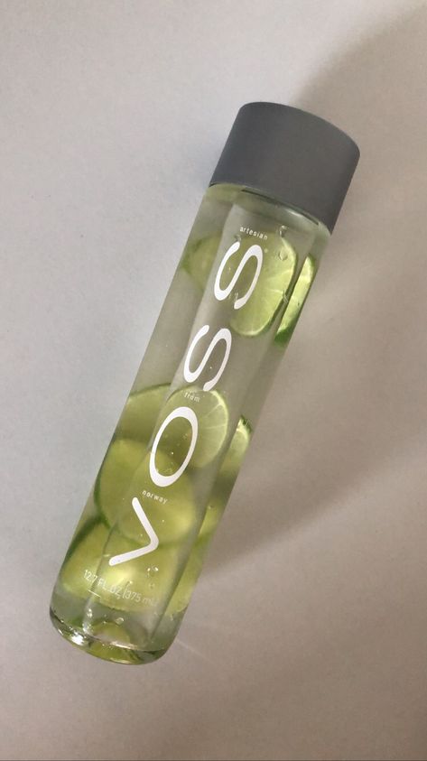 Voss Water Aesthetic, Agua Voss, Voss Water Bottle, Voss Water, Water Aesthetic, Cute Water Bottles, Dream Aesthetic, Healthy Groceries, Water Jug