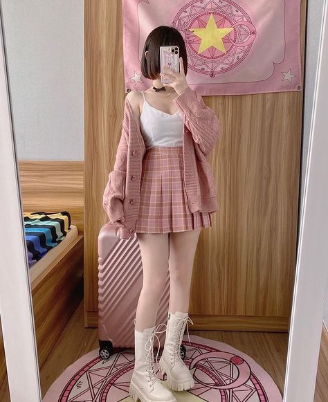 Light Pink Flannel Outfit, Pink Fem Outfits, Pink Preppy Outfits Aesthetic, Outfit Ideas Japanese Style, Pink And White Aesthetic Outfit, Pink Outfit Inspo Casual, Faldas Rosas Outfit, E Girl Outfits Pink, Kawaii Skirt Outfits