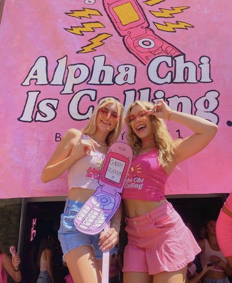 Lizzie Mcguire Bid Day Theme, 90s Bid Day Theme, Y2k Rush Theme, Y2k Sorority Theme, Bud Day Themes, 2000s Bid Day Theme, Rush Week Themes, Y2k Bid Day, Bid Day Themes Unique