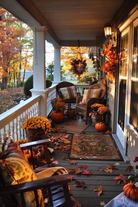 Hallmark Aesthetic, Diy Fall Porch Decor, Fall Houses Exterior, Fall Coziness, Modern Front Porch Decor, Small Front Porch Decor, Winter Front Porch Decor, Farmhouse Front Porch Decor, Spring Front Porch Decor