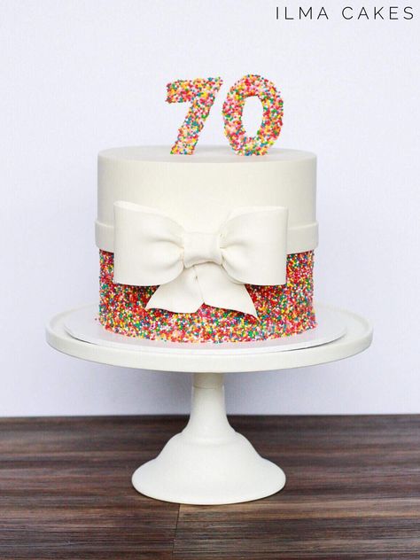 Simple 70th Birthday Cake, 70th Cakes For Women, Birthday Cake 70th Woman, 70 Birthday Cake Mom, Birthday Cake Grandma, 70th Birthday Cake Mum, Birthday Cake For Grandma, Mum Birthday Cake, 70th Birthday Cake For Women