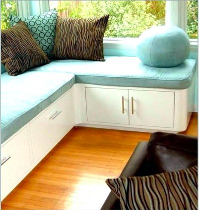 Corner Bench Seating With Storage, Sitout Designs With Seating, Wooden Corner Seating, Kitchen Corner Bench Seating, Banquette Seating With Storage, Outdoor Corner Bench, Window Storage Bench, Seating With Storage, Kitchen Corner Bench