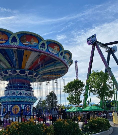 Playland Vancouver, Fair Carnival, Hangout Ideas, Group Trip, Love Hate Relationship, Amusement Park Rides, New Year New Me, Summer Plans, Friend Group