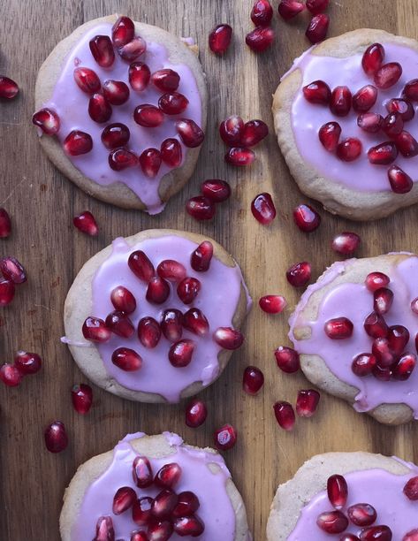 Once Upon a Thyme – Vanilla Bean Shortbread Cookies with Pomegranate Icing Pomegranate Cookie, Melt In Your Mouth Shortbread, Melt In Your Mouth, Shortbread Cookies, Beauty Business, Vanilla Bean, Thyme, Pomegranate, Vanilla