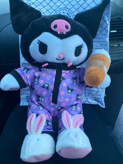 I FINALLY stuffed my Kuromi Build-A-Bear and decided to get her autumn themed as her birthday is on Halloween! She’s pumpkin pie scented and has her cute little pumpkin spice latte to drink ☕️ I plan on getting her purple form along with her bestie as soon as they come to stores! ☺️ #sanrio #buildabear #adorable #autumn Kuromi Build A Bear, Plushie Clothes, My Kuromi, Build A Bear Outfits, Build A Bear, Pumpkin Spice Latte, Pumpkin Pie, Pumpkin Spice, Scarlet