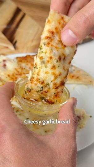 25M views · 342K reactions | Cheesy Garlic Bread 🥖😋🙌 | Keto Snackz Cheesy Garlic Bread Tortilla, Tortilla Cheesy Garlic Bread, Tortilla Garlic Cheese Bread, Tortilla Garlic Bread, Dominos Garlic Bread, Air Fryer Garlic Bread, Bread Keto, Dinner Party Dishes, Amazing Food Hacks