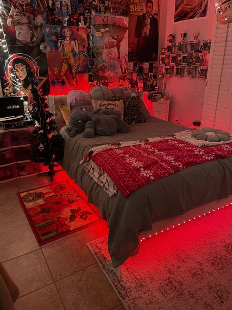 Red Room Ideas Aesthetic, Red Y2k Room, Red Black And White Room Ideas Bedrooms, Red Rooms Aesthetic, Red And Black Bedroom Aesthetic, Red Rooms Bedroom, Led Light Bedroom Aesthetic, Red And Black Room Aesthetic, Bedroom Aesthetic Led Lights