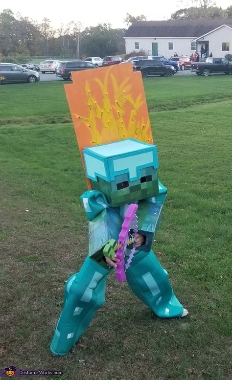 Minecraft Zombie Costume, Diy Minecraft Costume, Diamond Armor, Costume Zombie, 2017 Halloween Costumes, Minecraft Zombie, Minecraft Costumes, Zombie Halloween Costumes, Video Game Costumes