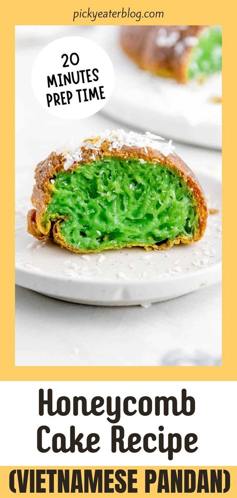 Pandan Honeycomb Cake, Honeycomb Cake Recipe, Vietnamese Cake, Low Calorie Cheesecake, Lemongrass Recipes, Ube Recipes, Pandan Cake, Honeycomb Cake, Vietnamese Dessert