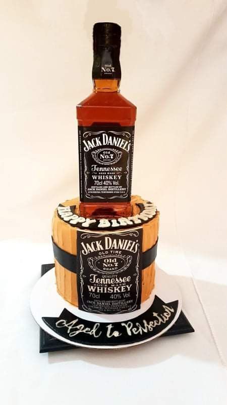 Grooms Cake Jack Daniels, Dewars Whisky Cake, Jack Daniels Honey Cake, Jack Daniels Chocolate Cake Recipe, Jack Daniel’s Cake, Jack Daniels No 7, Tennessee Whiskey, Whiskey Sour, Jack Daniels