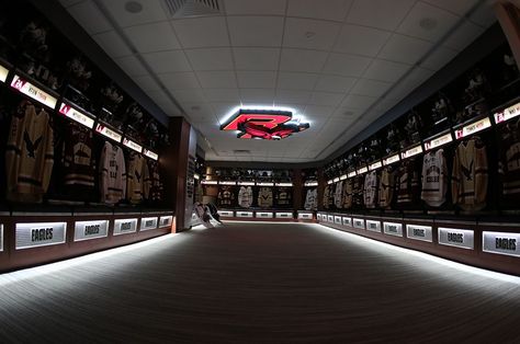 State-of-the-Art Hockey Locker Rooms Unveiled Ice Hockey Locker Room, Nhl Locker Room, Boston College Hockey, College Locker Room, Hockey Locker Room, Hockey Locker, Collage Football, Sports Locker, Locker Locks