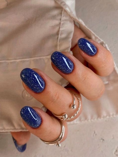 Fall Nail Trends: Embrace the Cozy Vibes with These Chic Styles! Dark Blue Nail Designs, Dark Blue Nail, Navy Blue Nail Designs, Blue Prom Nails, Dark Blue Nails, Navy Nails, Blue Glitter Nails, Navy Blue Nails, Style Bleu