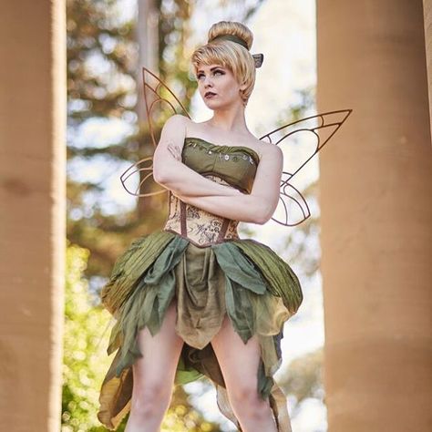 Tinkerbell Cosplay, Tinker Bell Cosplay, Green Steampunk, Fairy Costume Diy, Tinkerbell Pictures, Tinkerbell Costume, Peter Pan Costume, Faith Trust And Pixie Dust, Muddy Girl