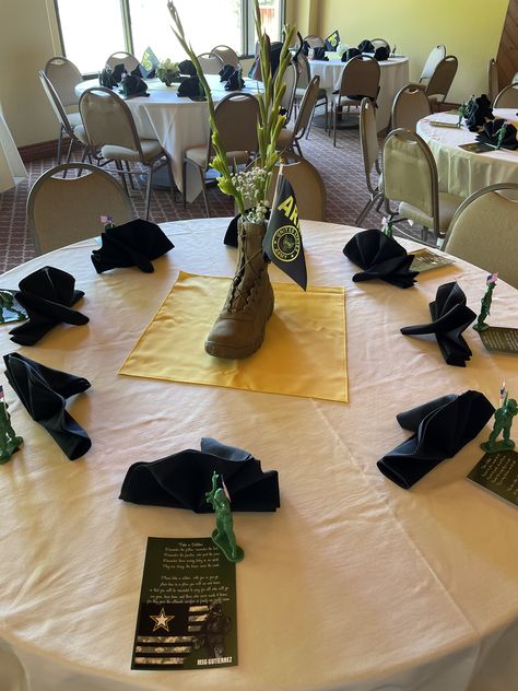 Army Promotion Party, Army Retirement Centerpieces, Army Retirement Party Decorations, Army Retirement Party Ideas, Military Decorating Ideas, Military Retirement Party Ideas, Military Retirement Parties, Army Retirement, Retirement Decorations