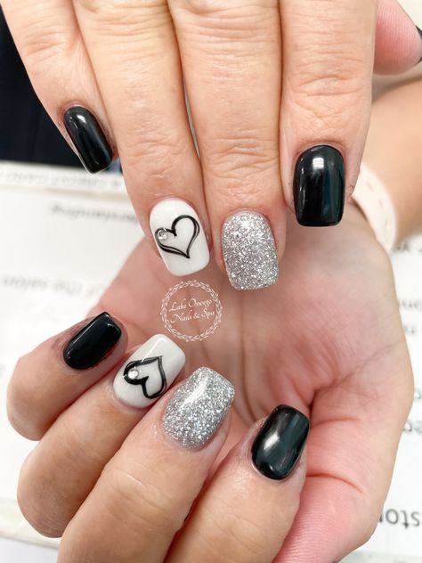 Black Silver White Nail Designs, Black White Grey Silver Wedding, Black White And Silver Nails Coffin, Black White And Sparkle Nails, Black Grey White Nails Ideas, White Silver Black Nails, Black And White Nails With Glitter, Black And White Nails Acrylic Short, Black And Silver Formal Nails