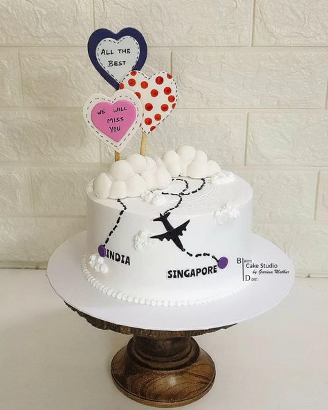 India To Canada Cake Designs, Journey Cake Design, Bon Voyage Cake Ideas, Have A Safe Journey Cake, Safe Journey Cake, Happy Journey Cake Ideas, Flight Attendant Cake, Happy Journey Cake, Journey Cake