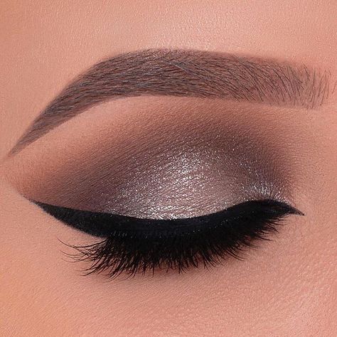 Makup Angel, Artsy Makeup, Sultry Makeup, Angel Makeup, Eyeshadow Ideas, Pretty Eye Makeup, Sparkly Makeup, Wedding Eye Makeup, Prom Eye Makeup